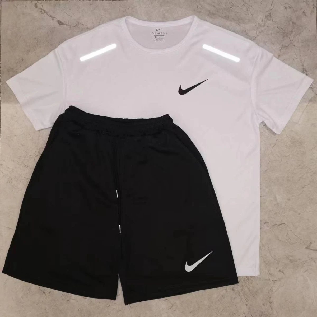 NIKE T-Shirt & Shorts Set — QC