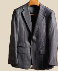  BRUNELLO CUCINELLI Suit, schoon gefotografeerd.