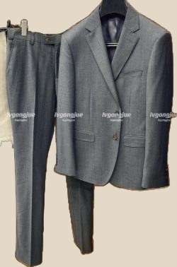 LOUIS VUITTON Suit — QC