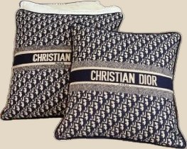 DIOR Pillow — QC