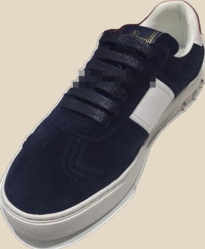 VALENTINO Sneakers — QC
