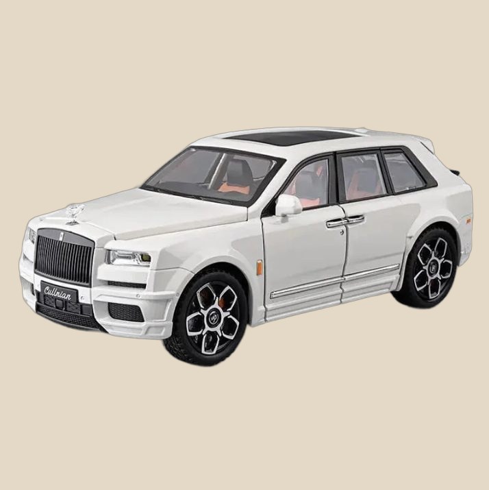 ROLLS-ROYCE Cullinan Model Car White — QC